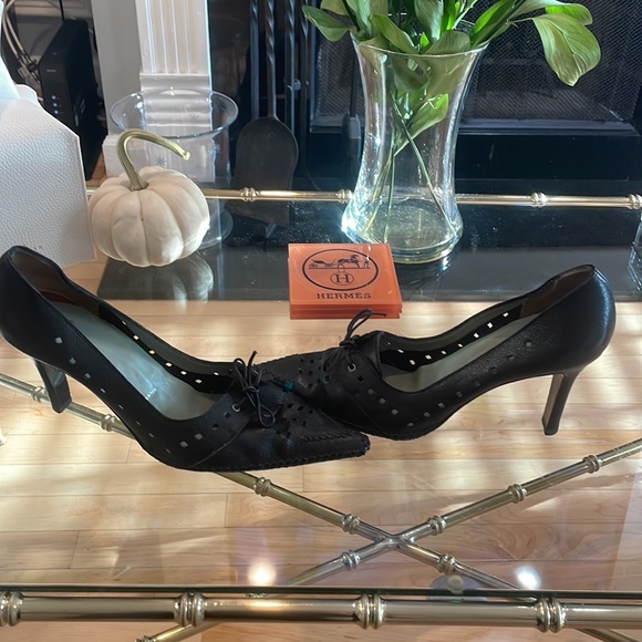 Sigerson Morrison Dark Brown Laser Cut Lace Up Point Toe High Heel Pumps Size 9B - Picture 2 of 9